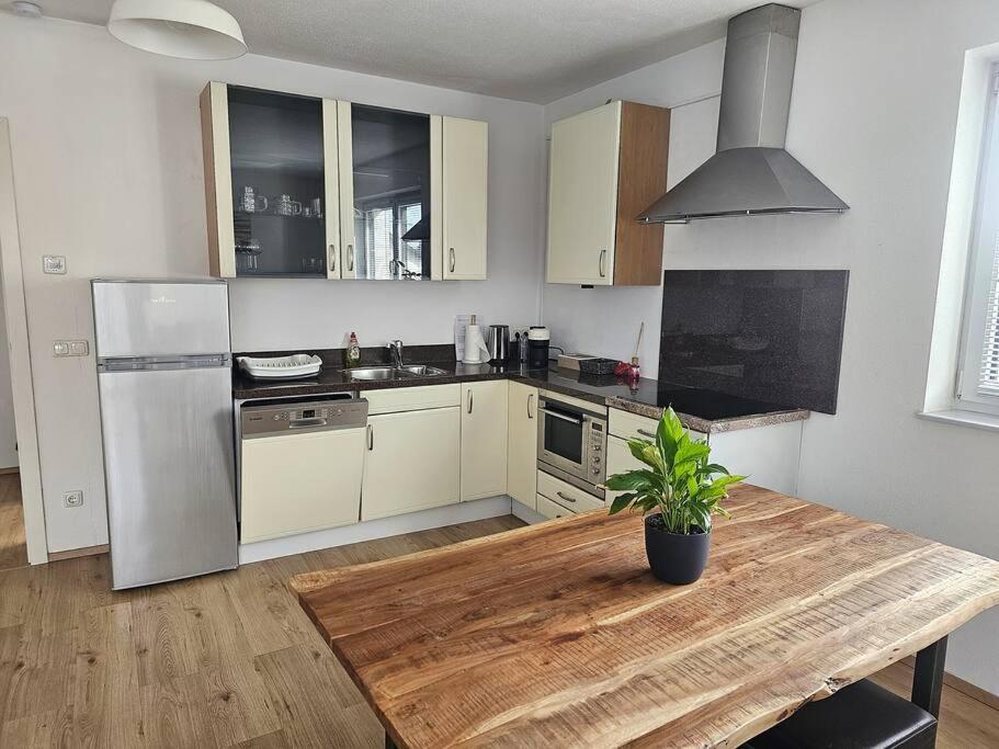 Gunskirchen - Wels Wohnung Extérieur photo
