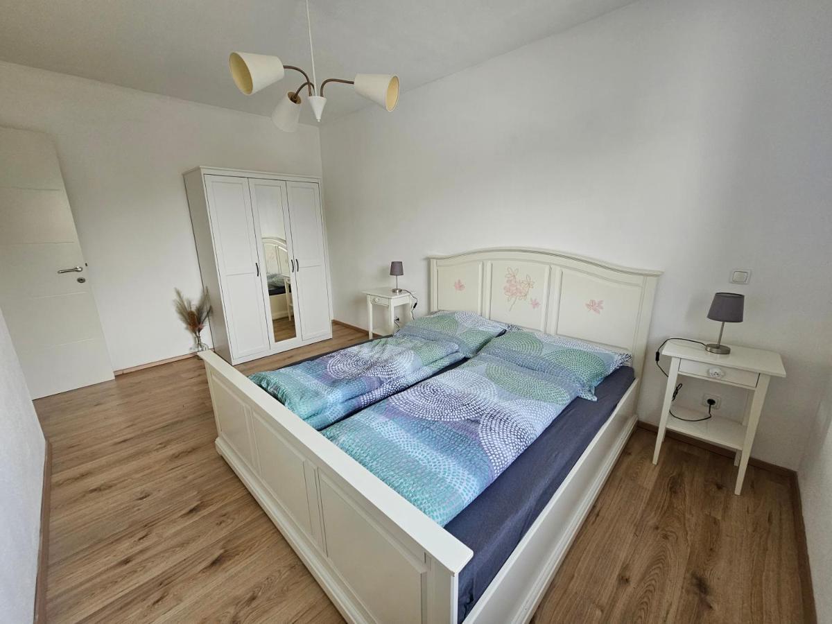 Gunskirchen - Wels Wohnung Extérieur photo
